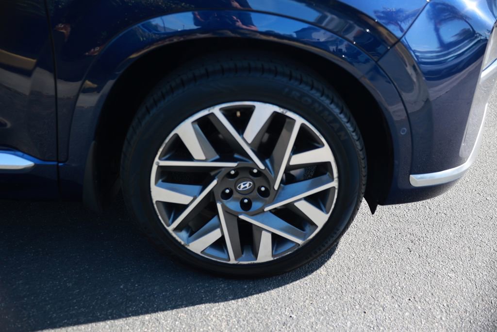 Used 2023 Hyundai Santa Fe Calligraphy w/ Cargo Package FWD image 8