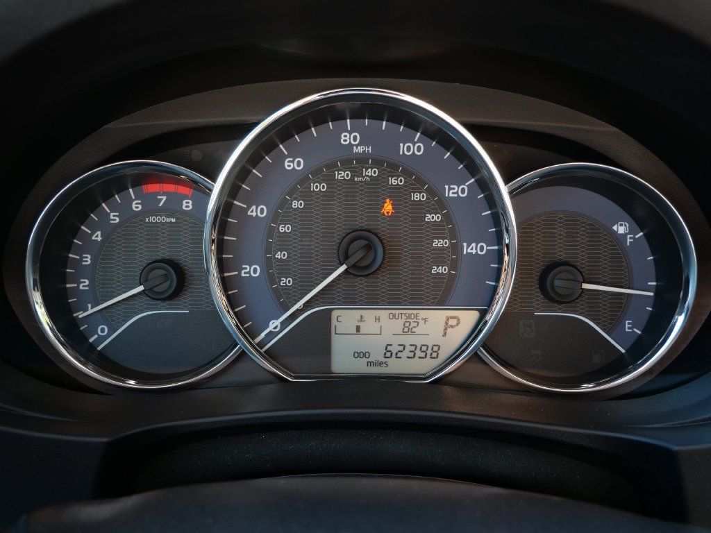 Used 2016 Toyota Corolla LE FWD image 24