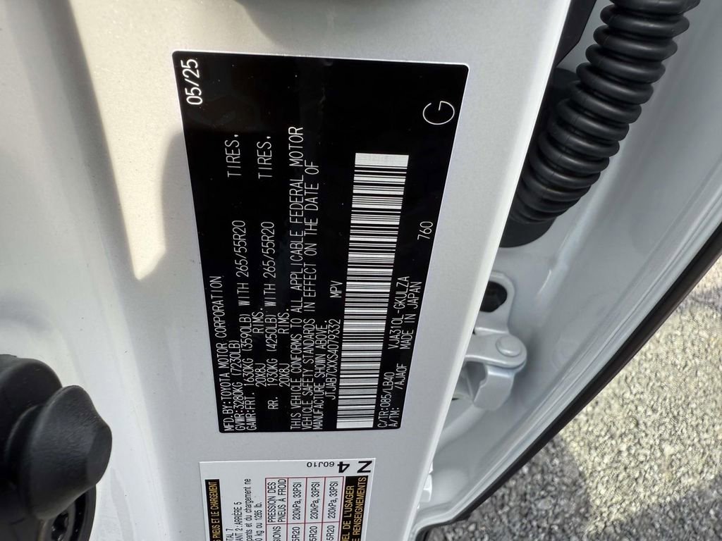 New 2025 Lexus LX 600 4WD w/ Premium Package image 20