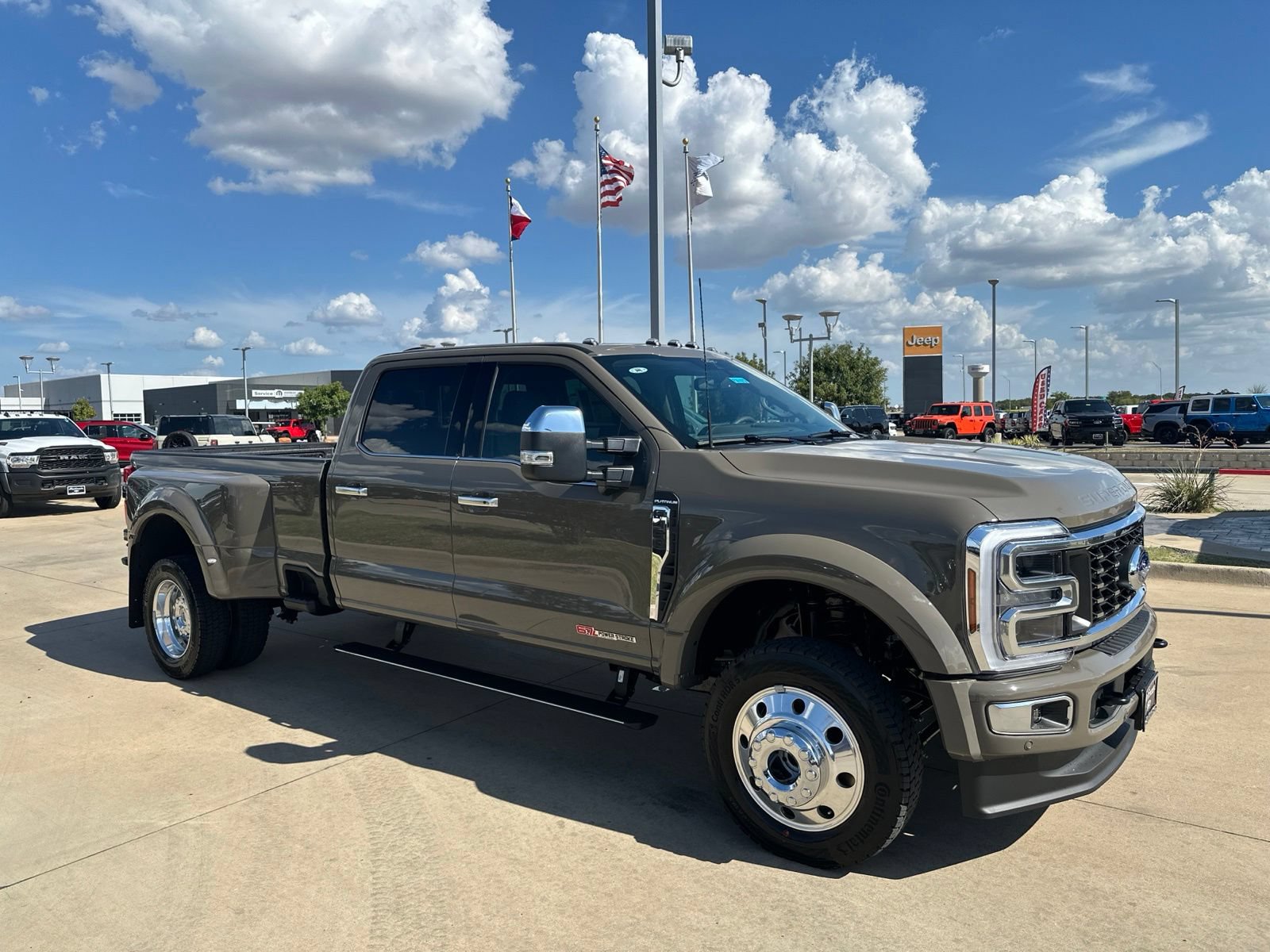 New 2026 Ford F450 Platinum w/ Platinum Plus Package AWD/4WD image 7