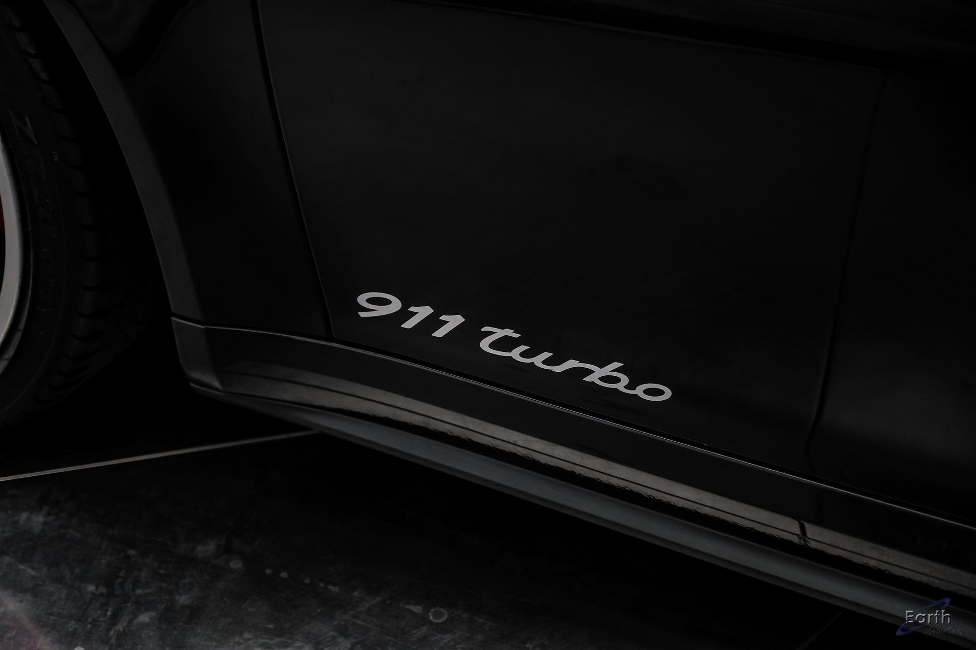 Used 2015 Porsche 911 Turbo image 39