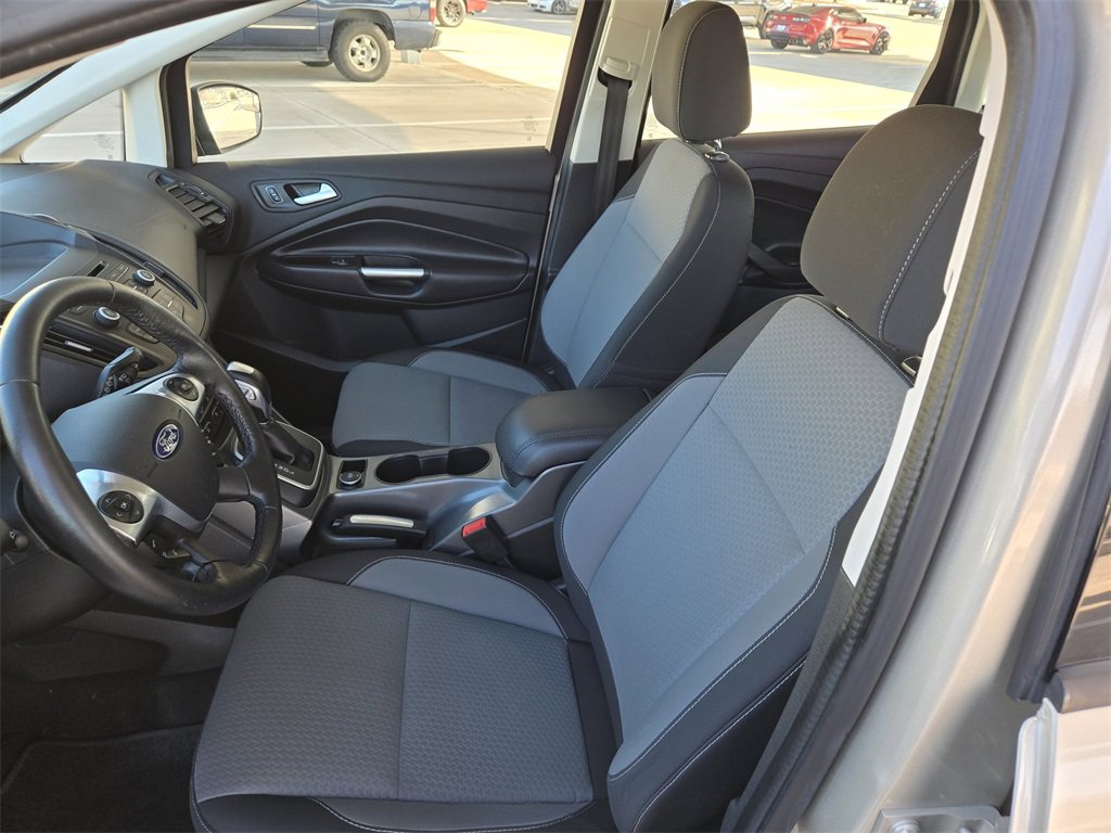 Used 2017 Ford C-MAX SE image 24