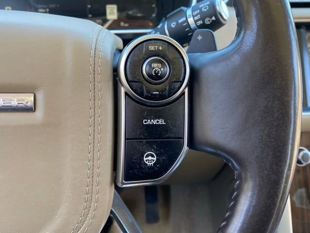 Used 2015 Land Rover Range Rover HSE image 21