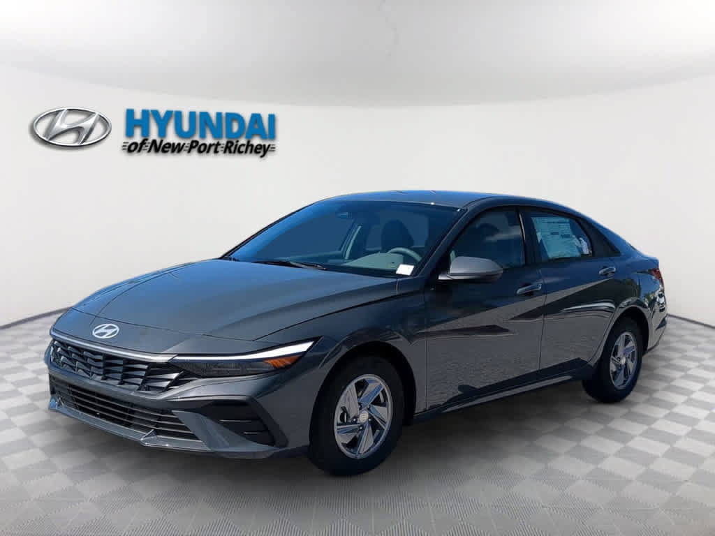New 2026 Hyundai Elantra SE FWD image 1
