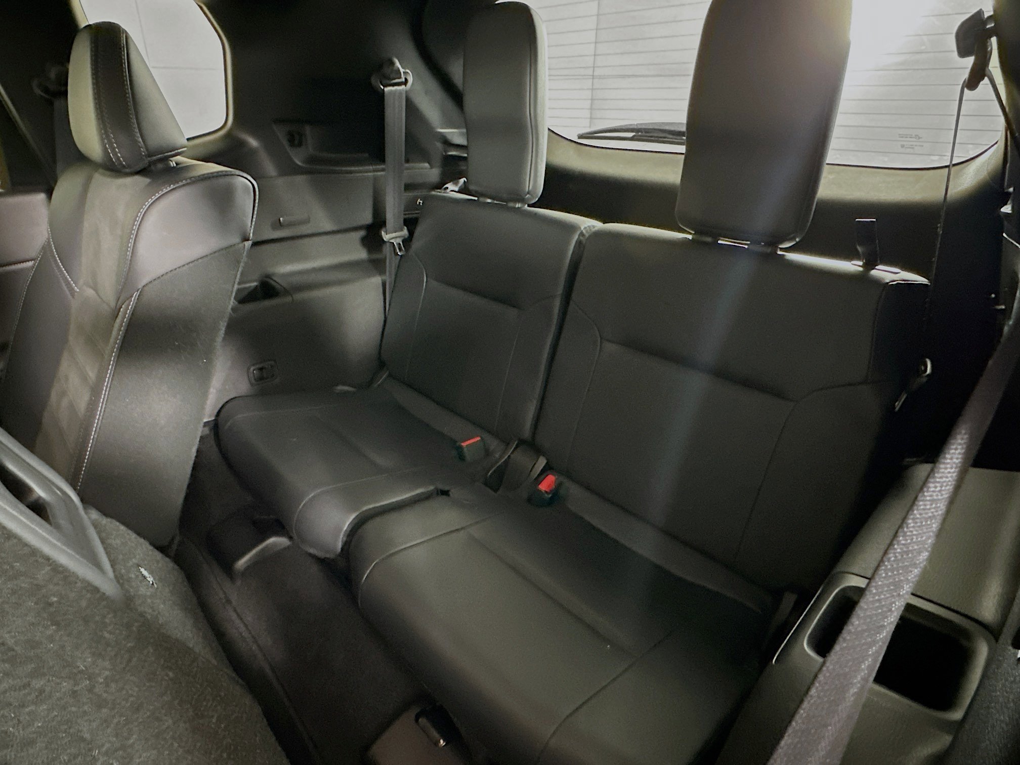 Used 2025 Mitsubishi Outlander SE AWD/4WD image 29