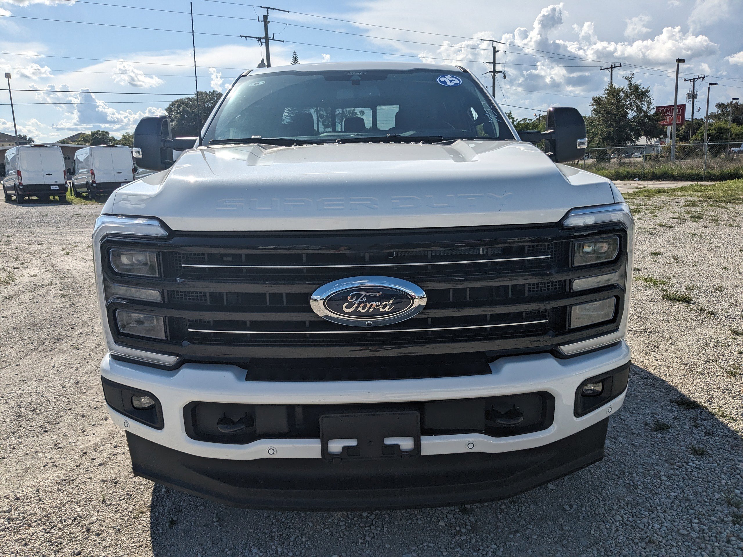 New 2025 Ford F250 Platinum image 9