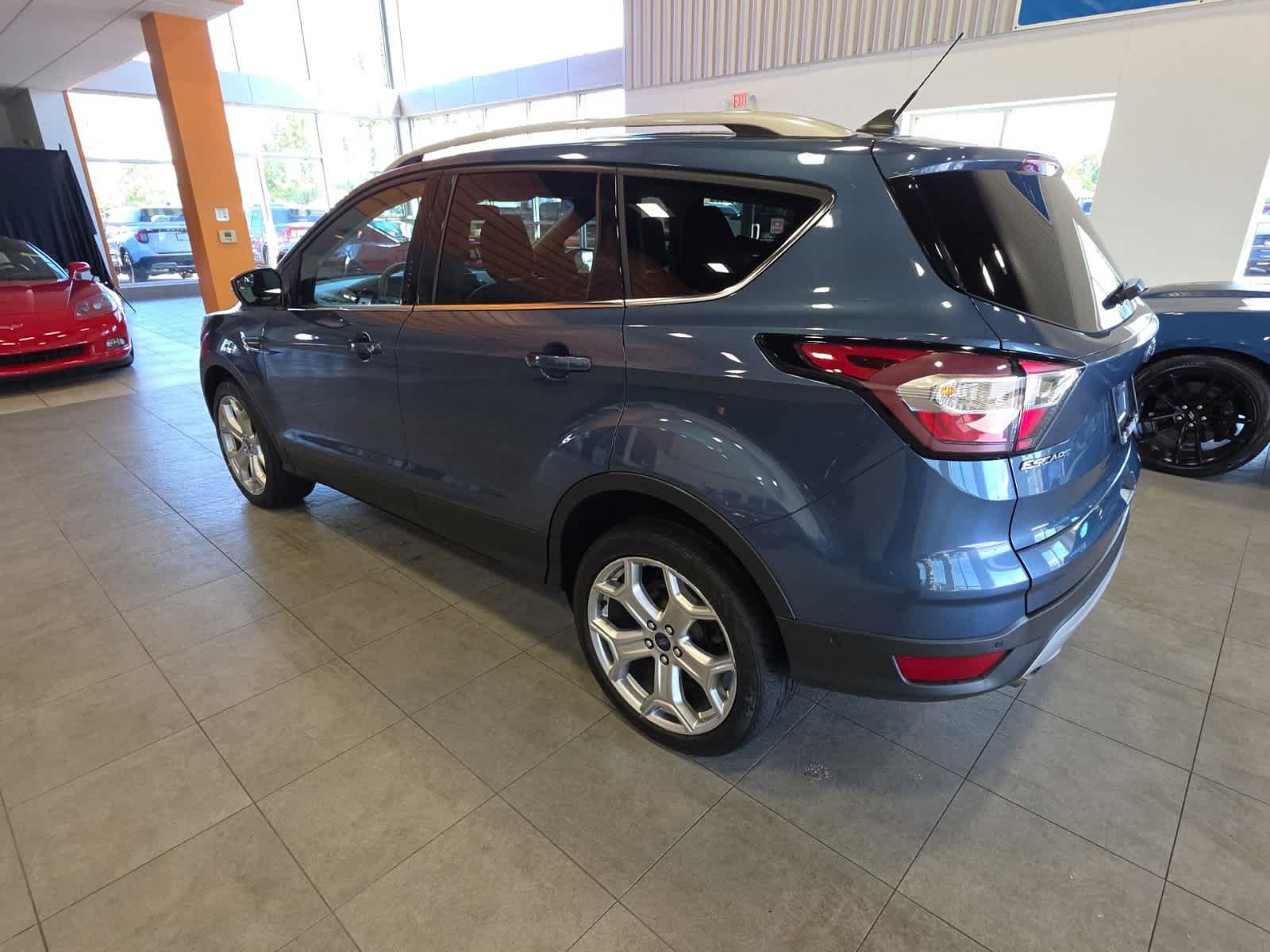 Used 2018 Ford Escape Titanium AWD/4WD image 10