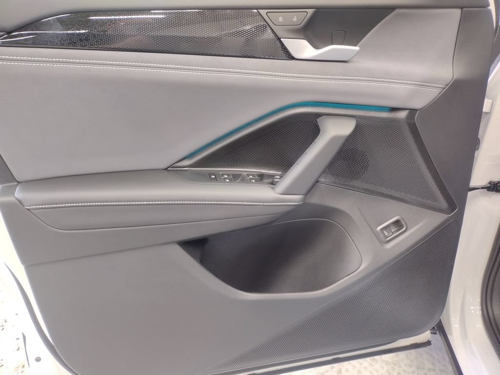 New 2026 Volkswagen Tiguan SE AWD/4WD image 19