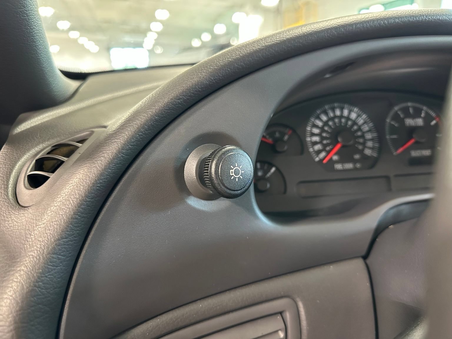 Used 2001 Ford Mustang GT RWD image 19