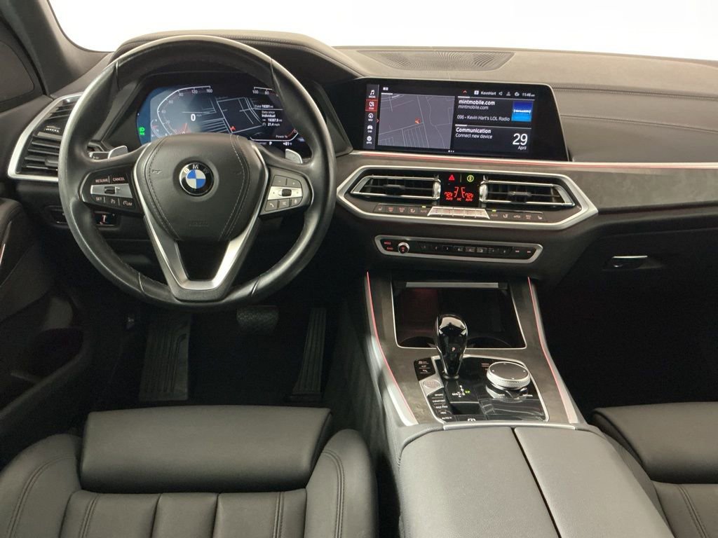Certified 2022 BMW X5 xDrive40i w/ Parking Assistance Package AWD/4WD image 9