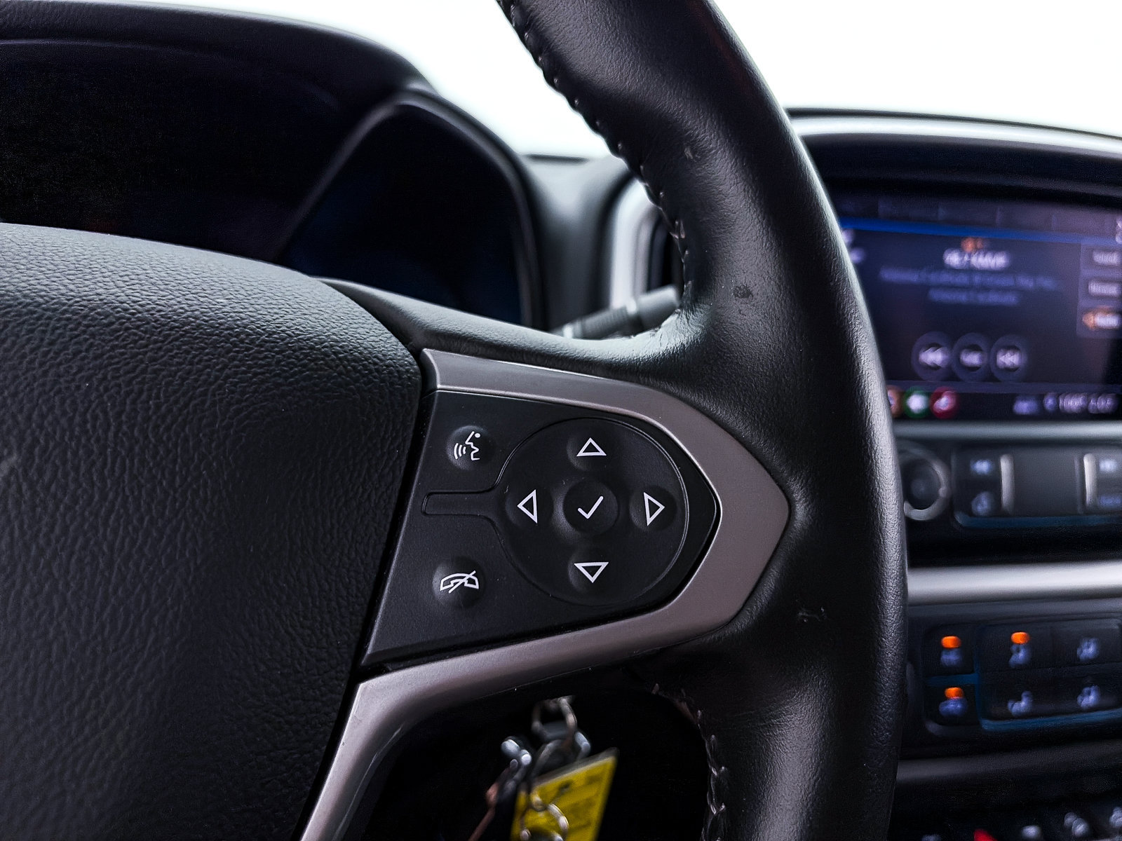 Used 2022 Chevrolet Colorado ZR2 AWD/4WD image 32