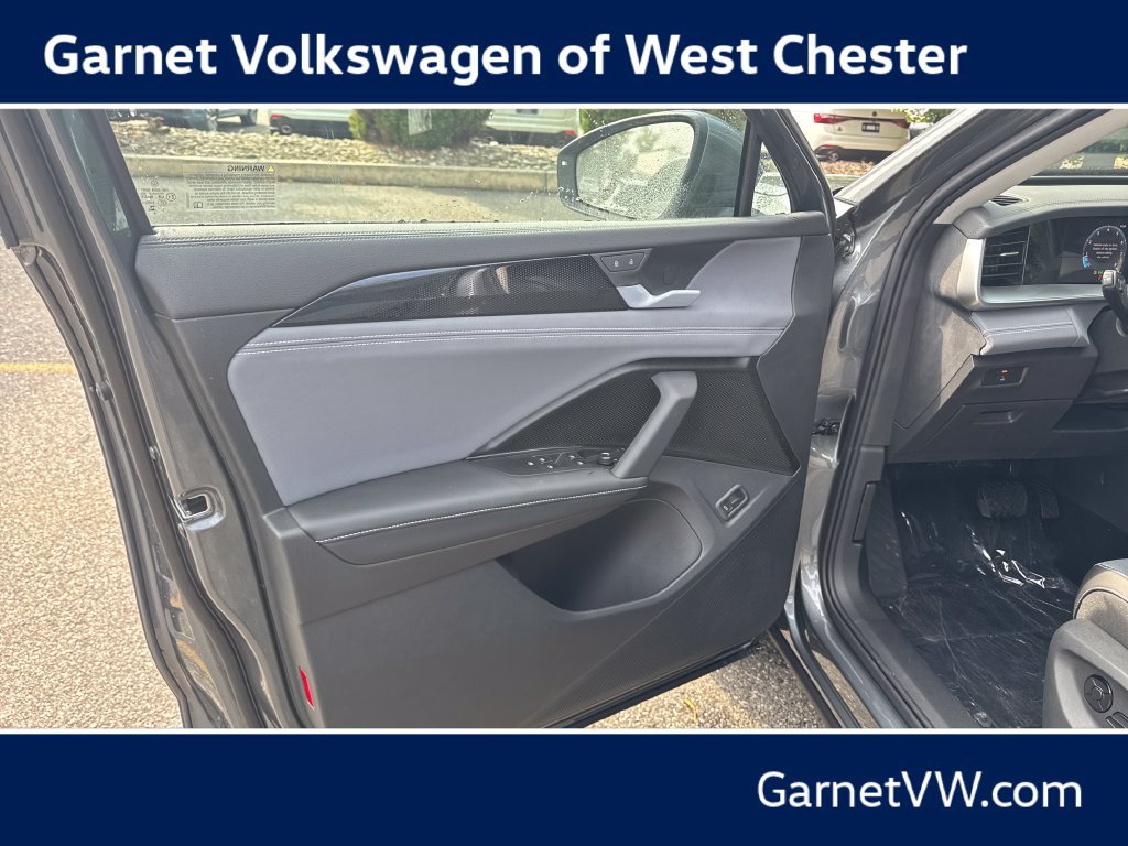 New 2026 Volkswagen Tiguan SE AWD/4WD image 10