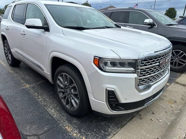 Used 2021 GMC Acadia Denali w/ Denali Technology Package FWD image 7