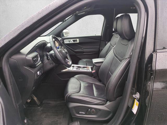 Used 2020 Ford Explorer ST image 24