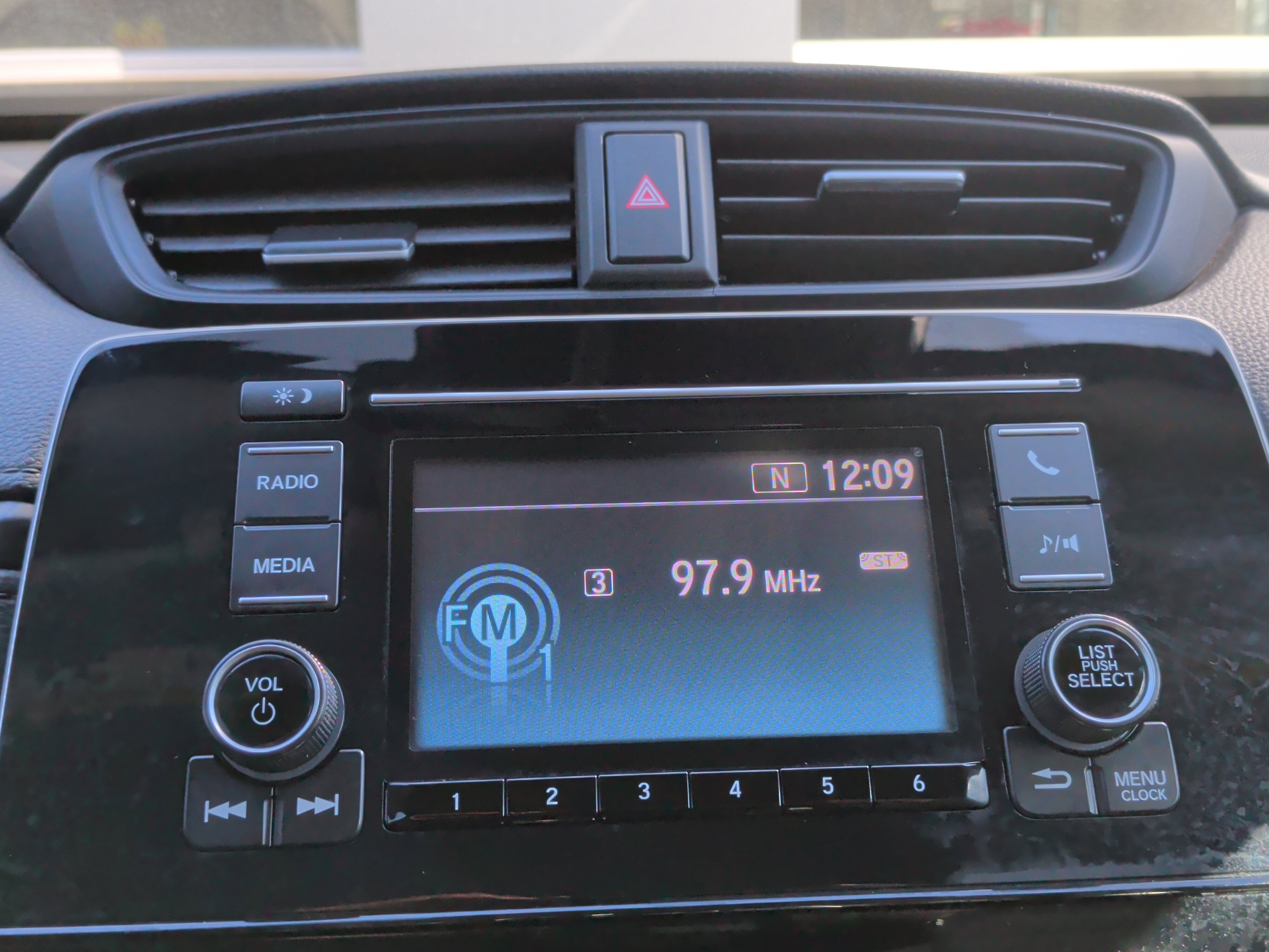 Used 2020 Honda CR-V LX image 22