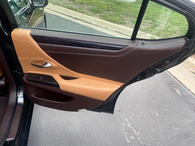 Used 2021 Lexus ES 350 Premium image 19