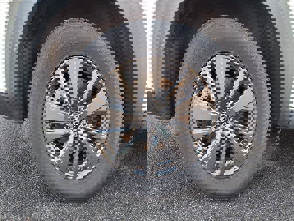 Used 2022 Nissan Pathfinder S image 7