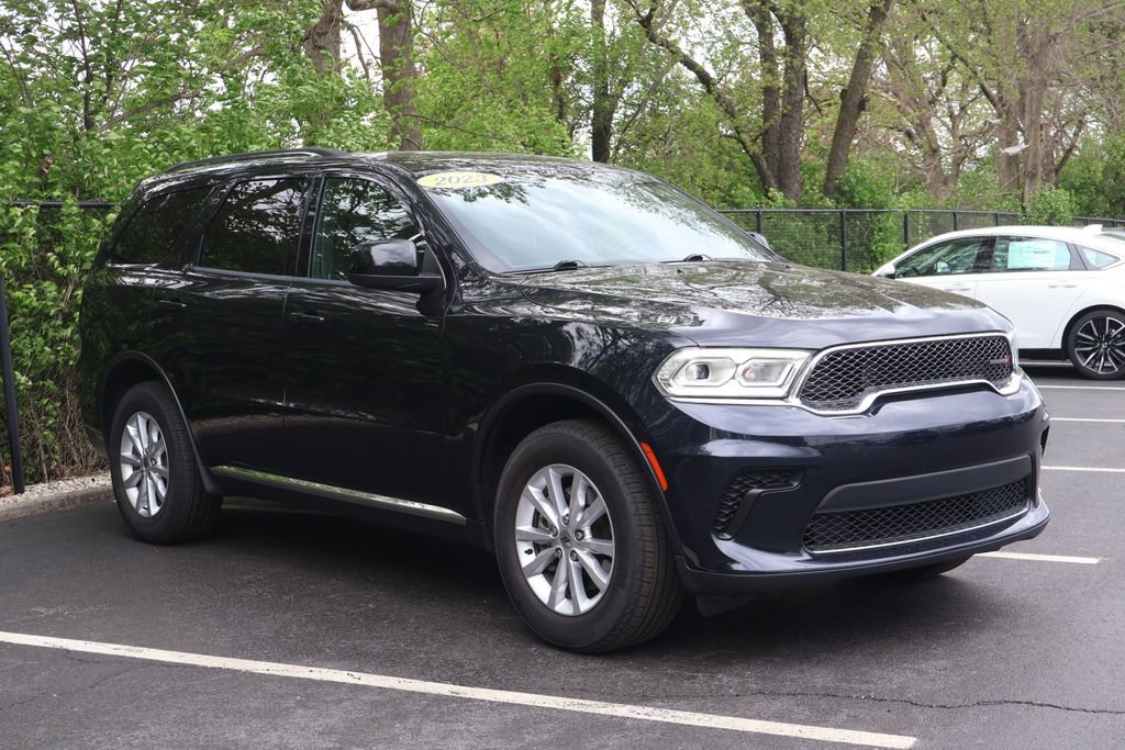 Used 2023 Dodge Durango SXT AWD/4WD image 11
