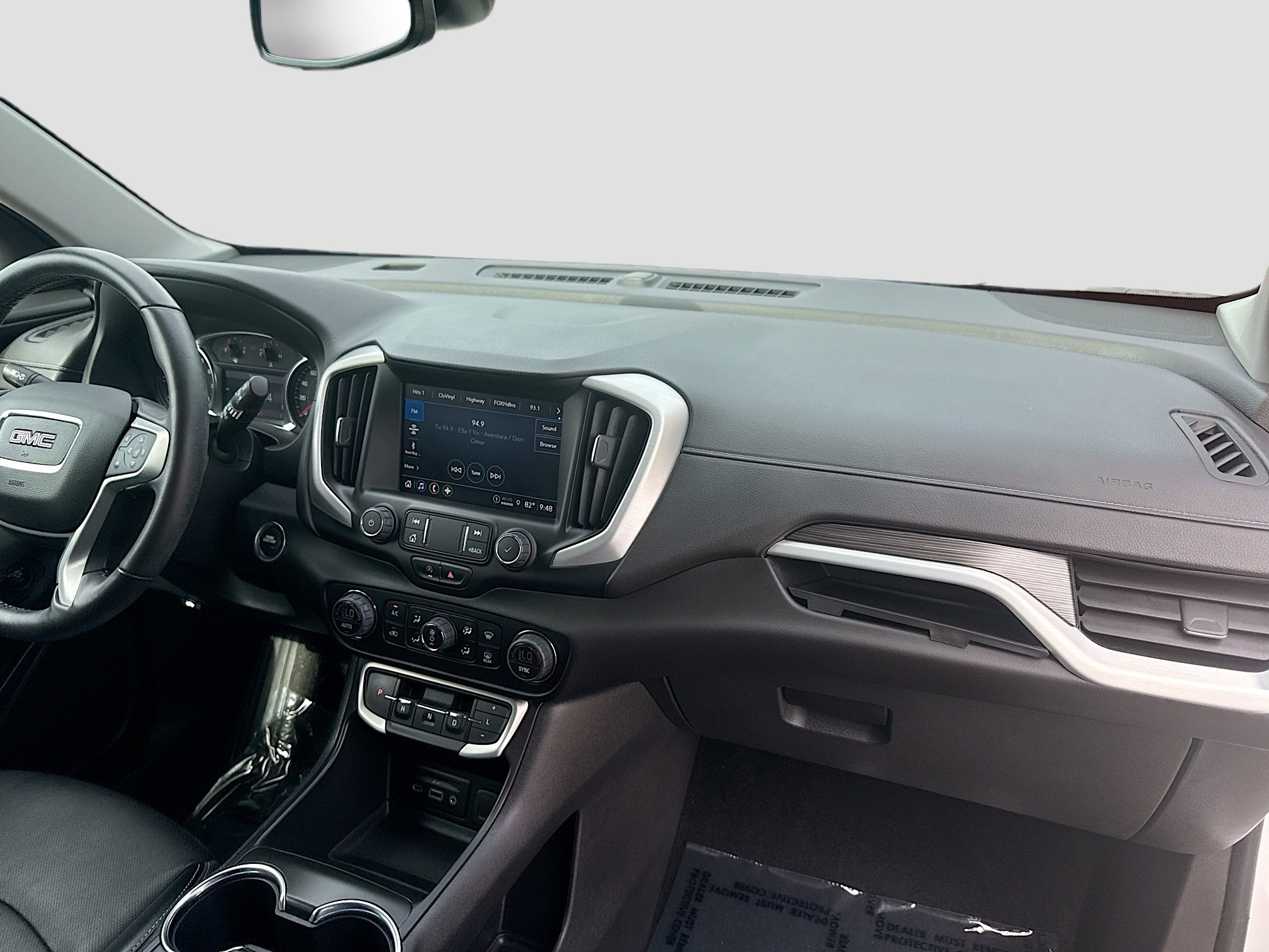 Used 2022 GMC Terrain SLT w/ Elevation Edition FWD image 30