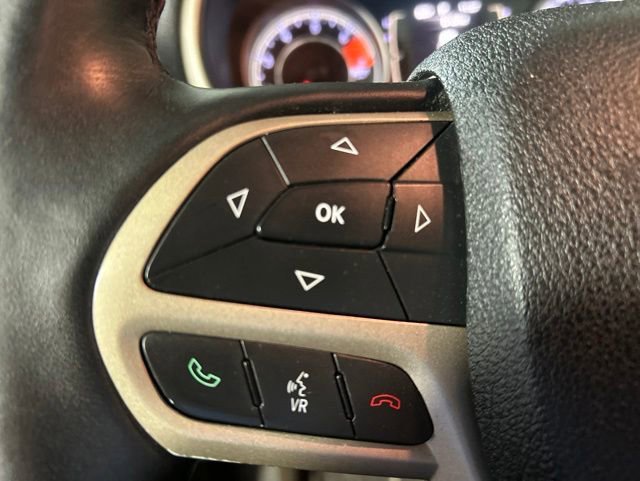 Used 2017 Jeep Cherokee Latitude w/ True North Edition AWD/4WD image 17