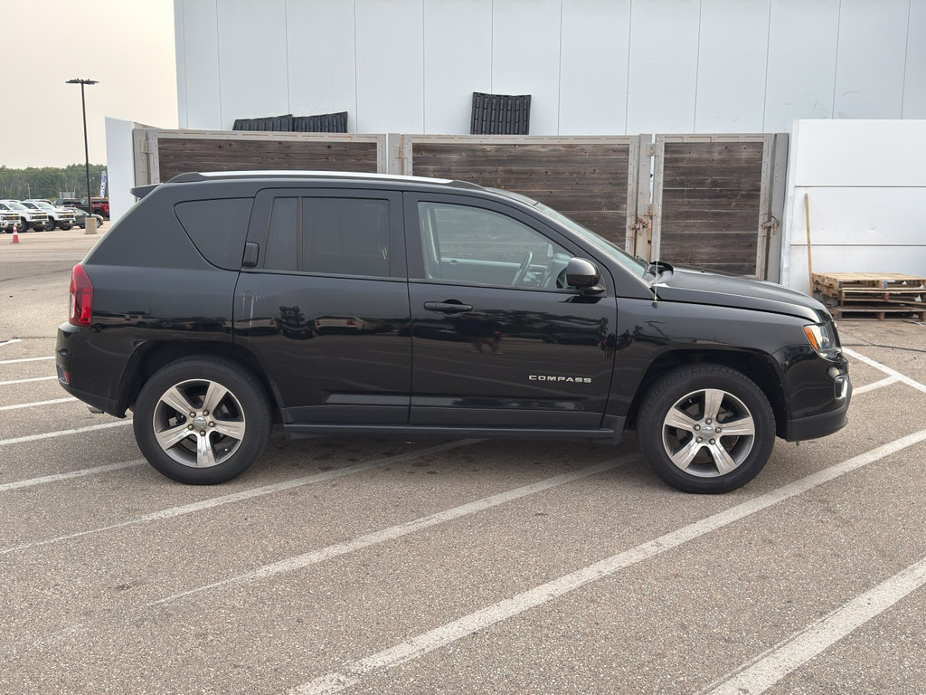 Used 2017 Jeep Compass High Altitude AWD/4WD image 7