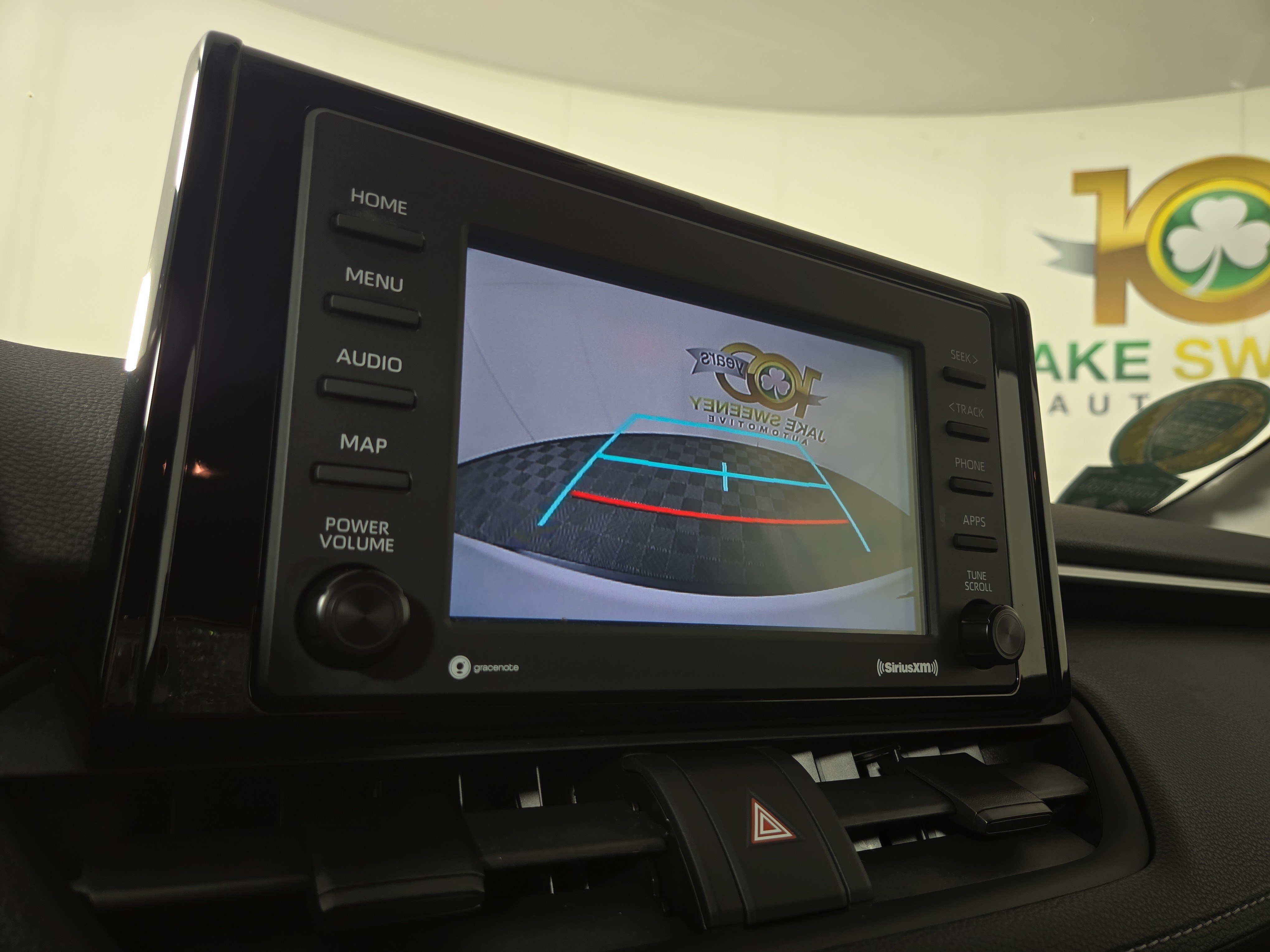 Used 2021 Toyota RAV4 LE AWD/4WD image 21