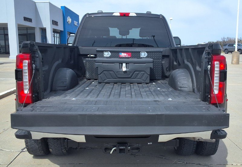 Used 2025 Ford F450 Lariat w/ Snow Plow/Camper Package image 9