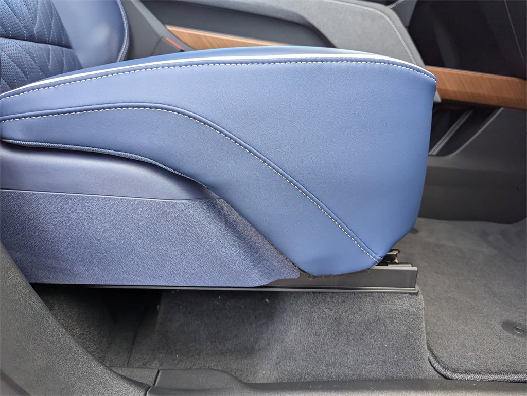 New 2026 Cadillac Vistiq Premium Luxury image 43