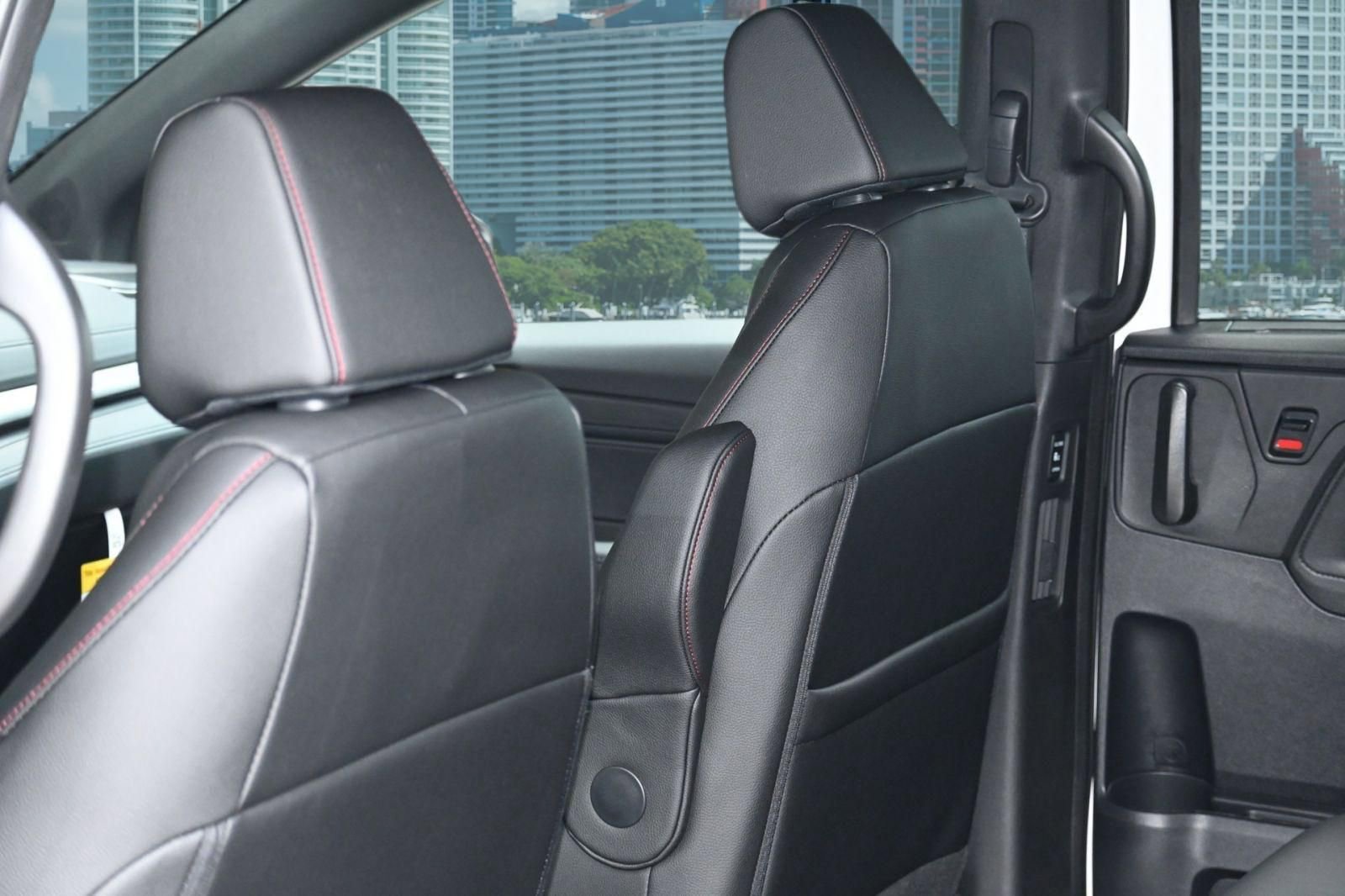 New 2026 Honda Odyssey Sport-L image 18