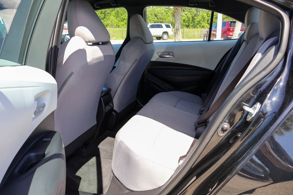 Used 2023 Toyota Corolla SE w/ Carpet Mat Package (TMS) FWD image 10
