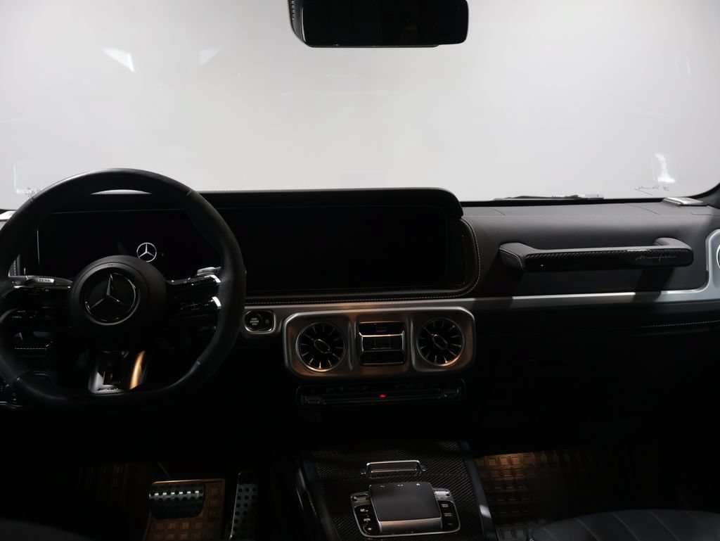 Used 2025 Mercedes-Benz G 63 AMG 4MATIC image 16
