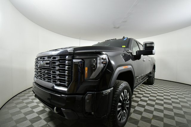 Used 2024 GMC Sierra 3500 Denali Ultimate image 6