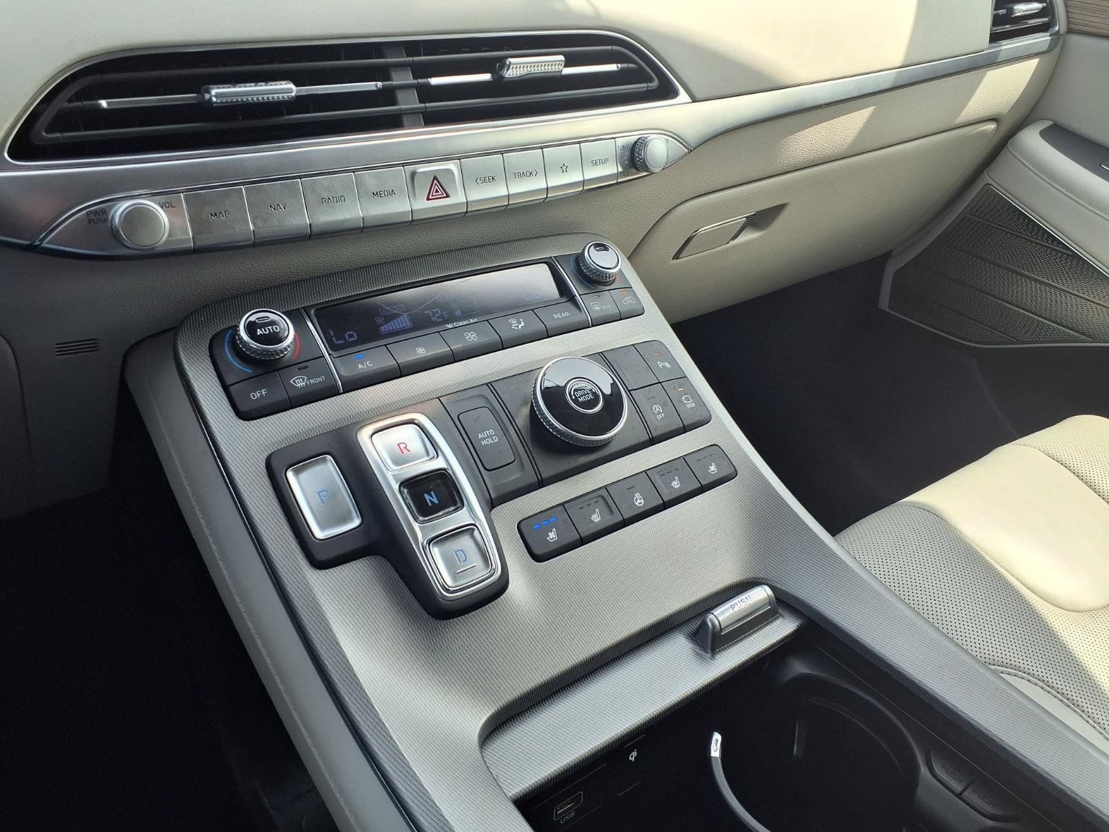 Used 2022 Hyundai Palisade Limited FWD image 26