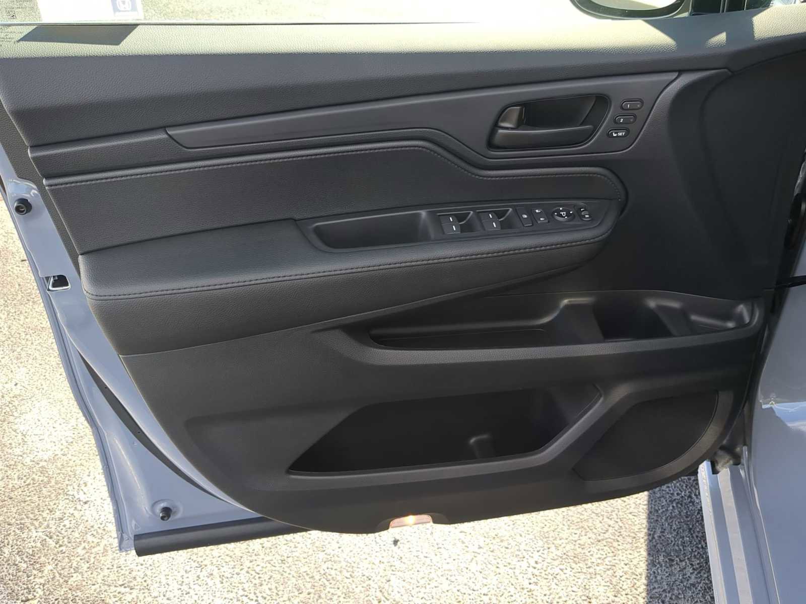 New 2026 Honda Odyssey Sport-L image 11