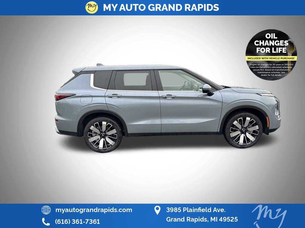 Used 2026 Mitsubishi Outlander SE AWD/4WD image 8