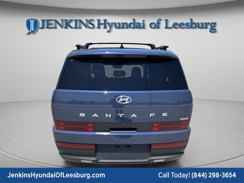 Used 2025 Hyundai Santa Fe SEL image 4