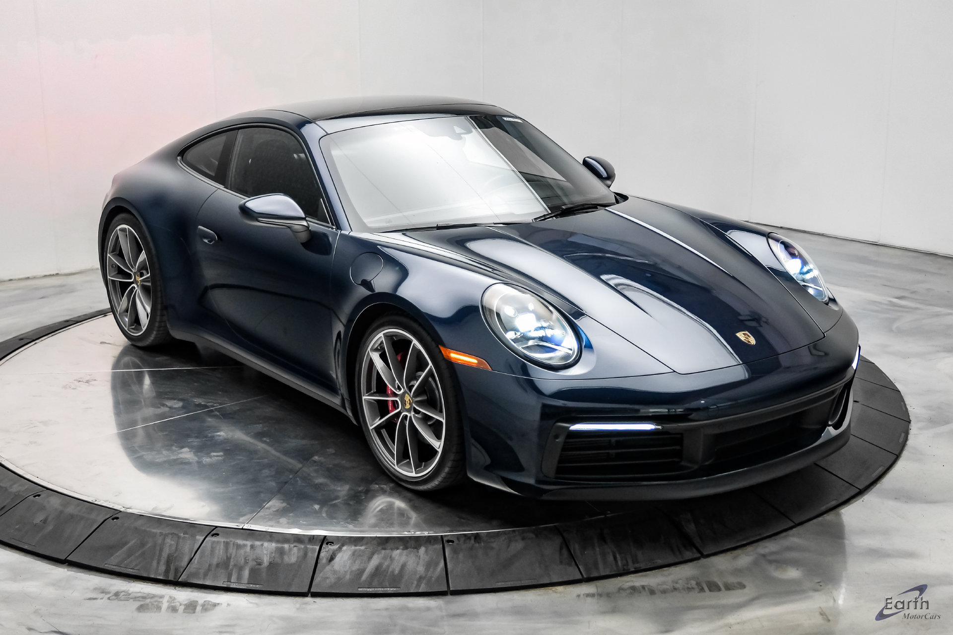 Used 2020 Porsche 911 Carrera 4S AWD/4WD image 24
