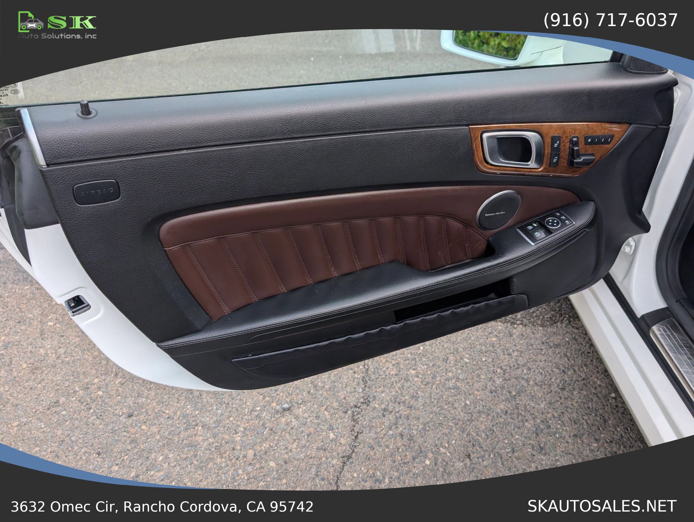 Used 2015 Mercedes-Benz SLK 250 image 31