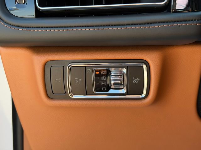 Used 2025 Lincoln Aviator Black Label image 46