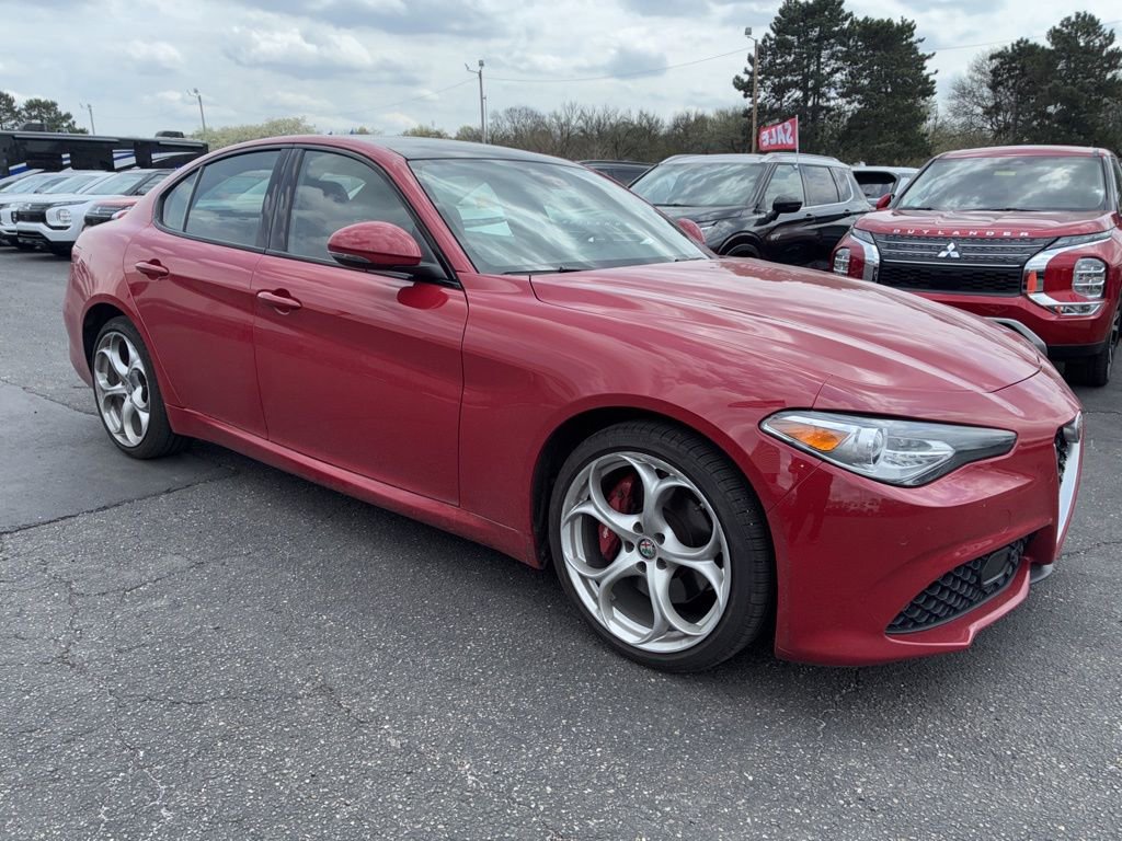 Used 2021 Alfa Romeo Giulia Ti Sport AWD/4WD image 3