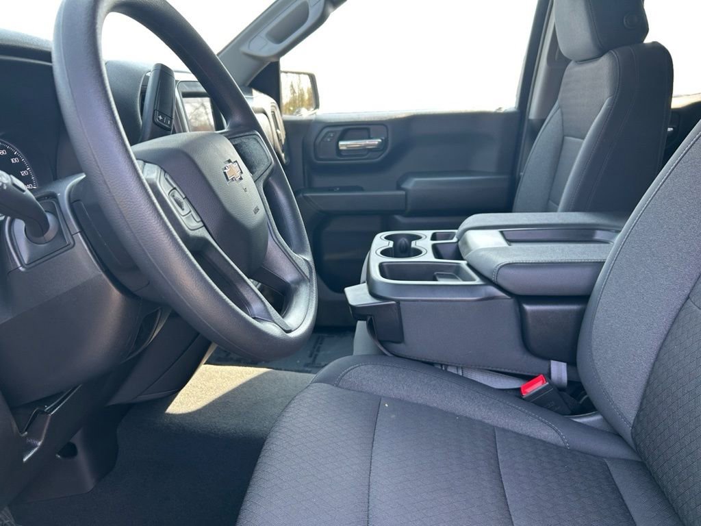Used 2026 Chevrolet Silverado 1500 Custom AWD/4WD image 19