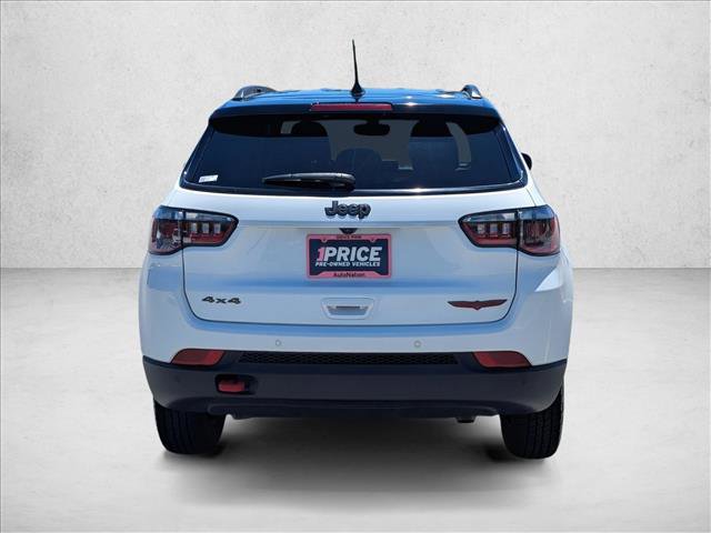 Used 2023 Jeep Compass Trailhawk AWD/4WD image 6