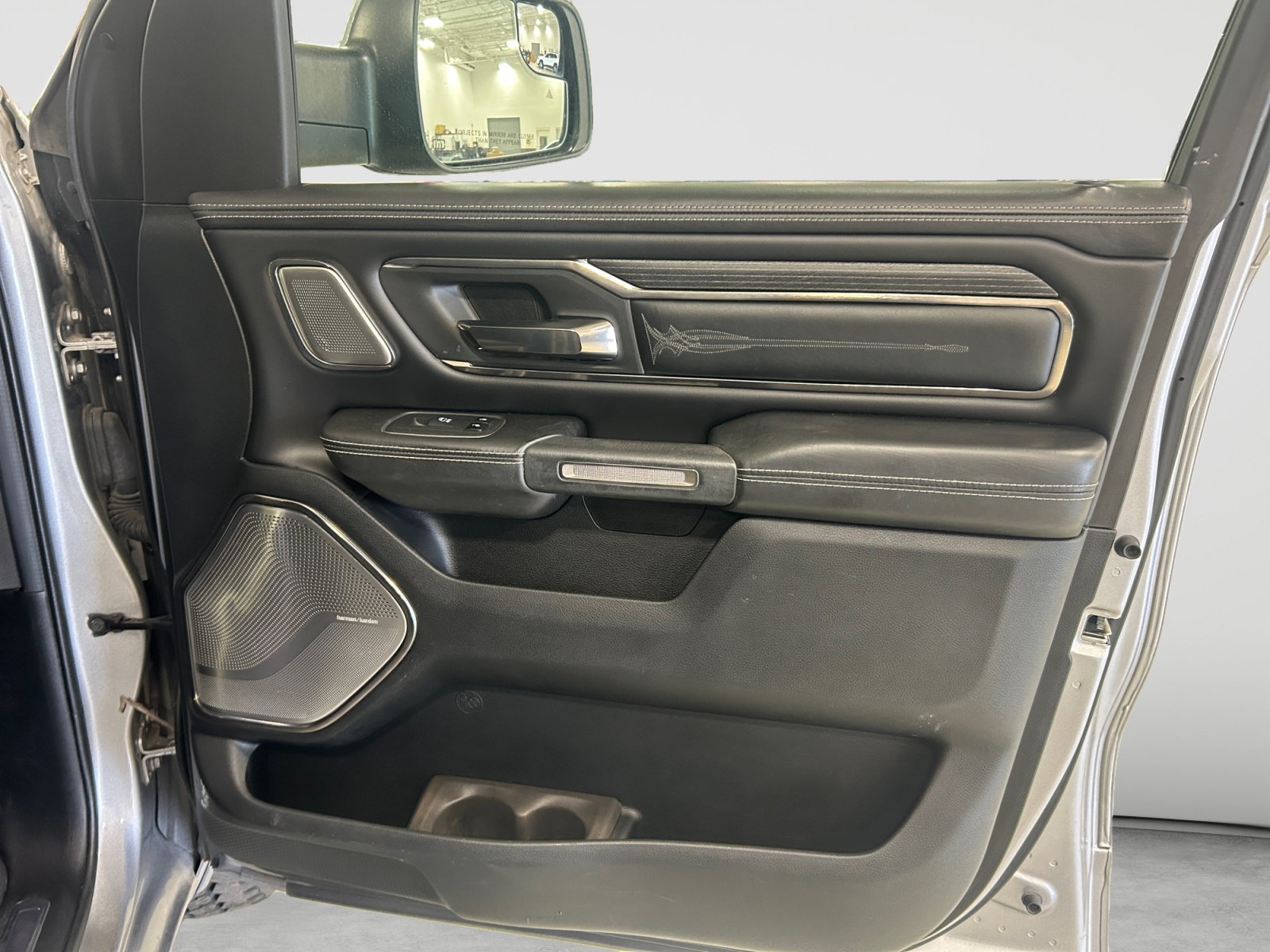 Used 2019 RAM 1500 Limited RWD image 25