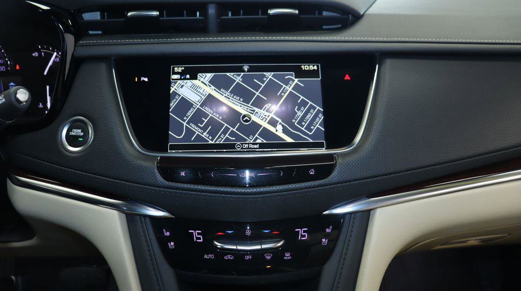 Used 2019 Cadillac XT5 Premium Luxury AWD/4WD image 23