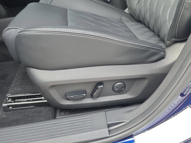 Certified 2026 Nissan Rogue Platinum w/ Platinum Premium Package AWD/4WD image 21