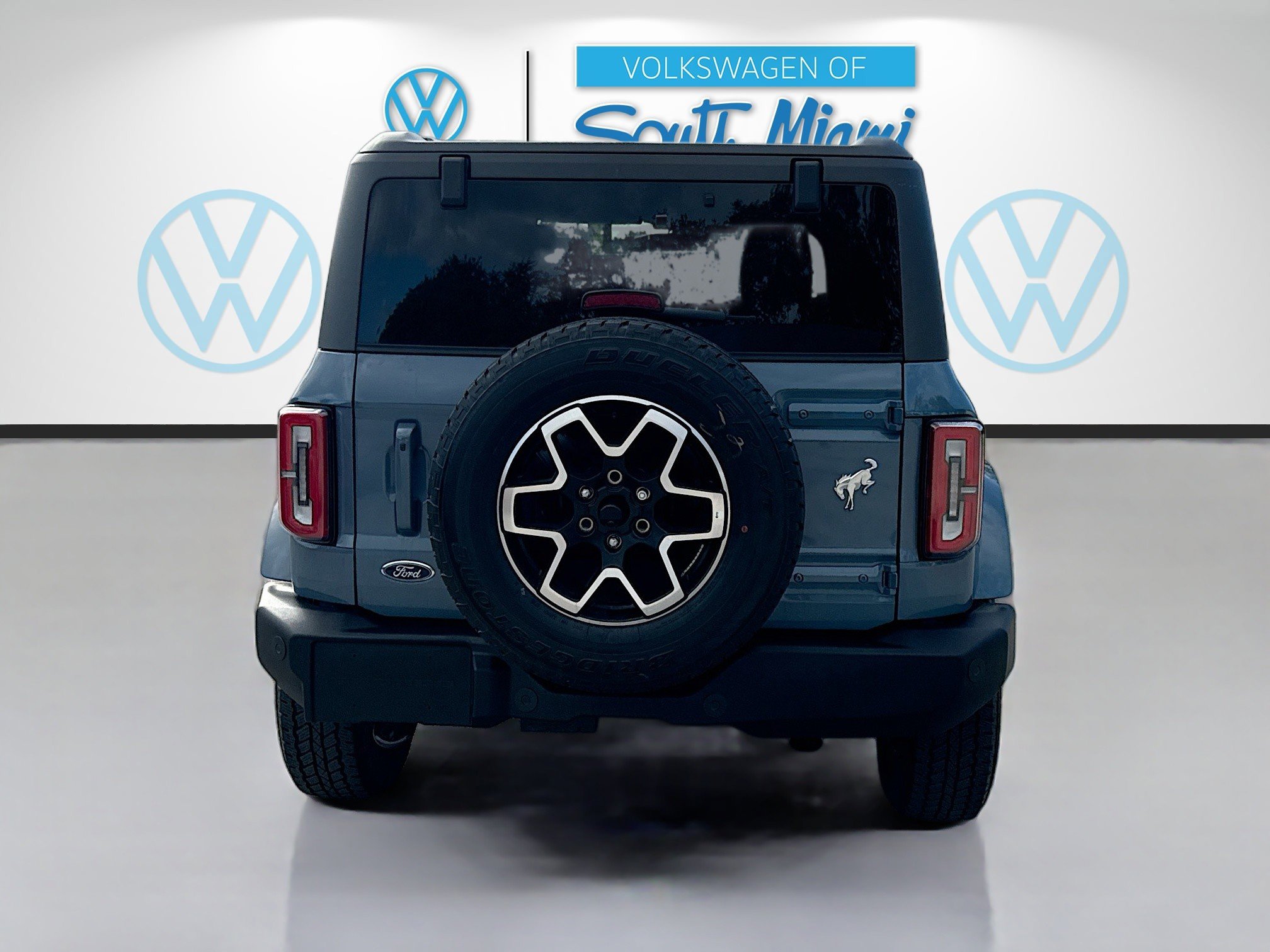 Used 2025 Ford Bronco Outer Banks image 6