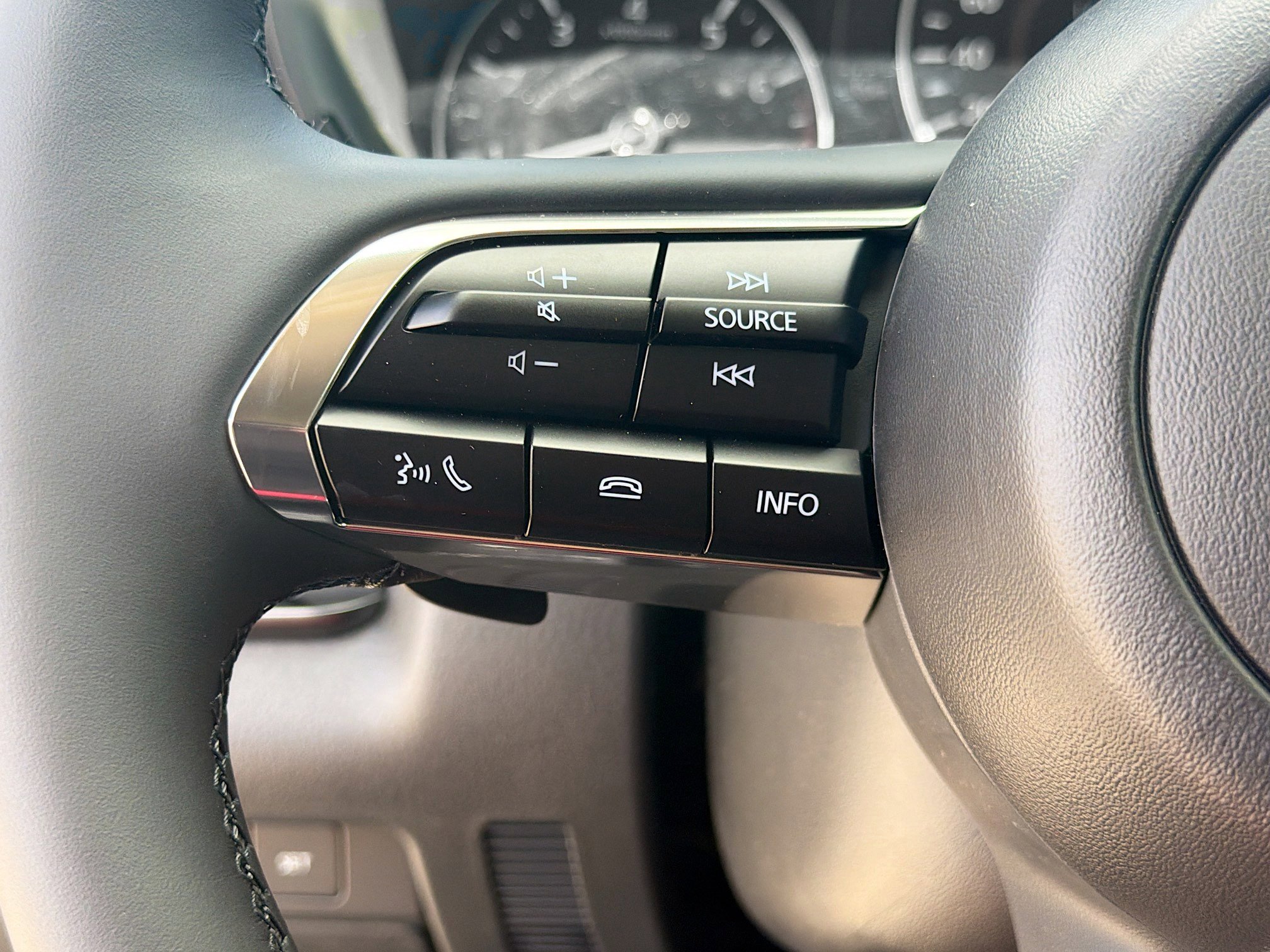 New 2026 MAZDA CX-30 2.5 Turbo w/ Premium Plus Pkg image 36