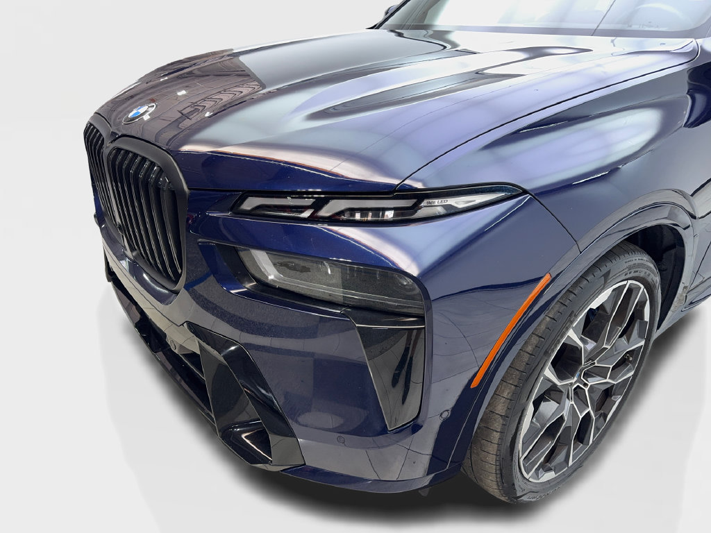Used 2024 BMW X7 xDrive40i w/ Executive Package AWD/4WD image 18