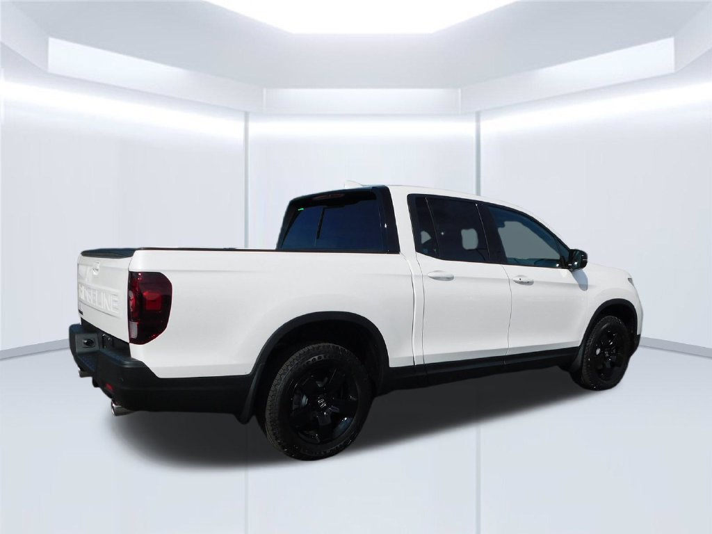 New 2026 Honda Ridgeline Black Edition image 3