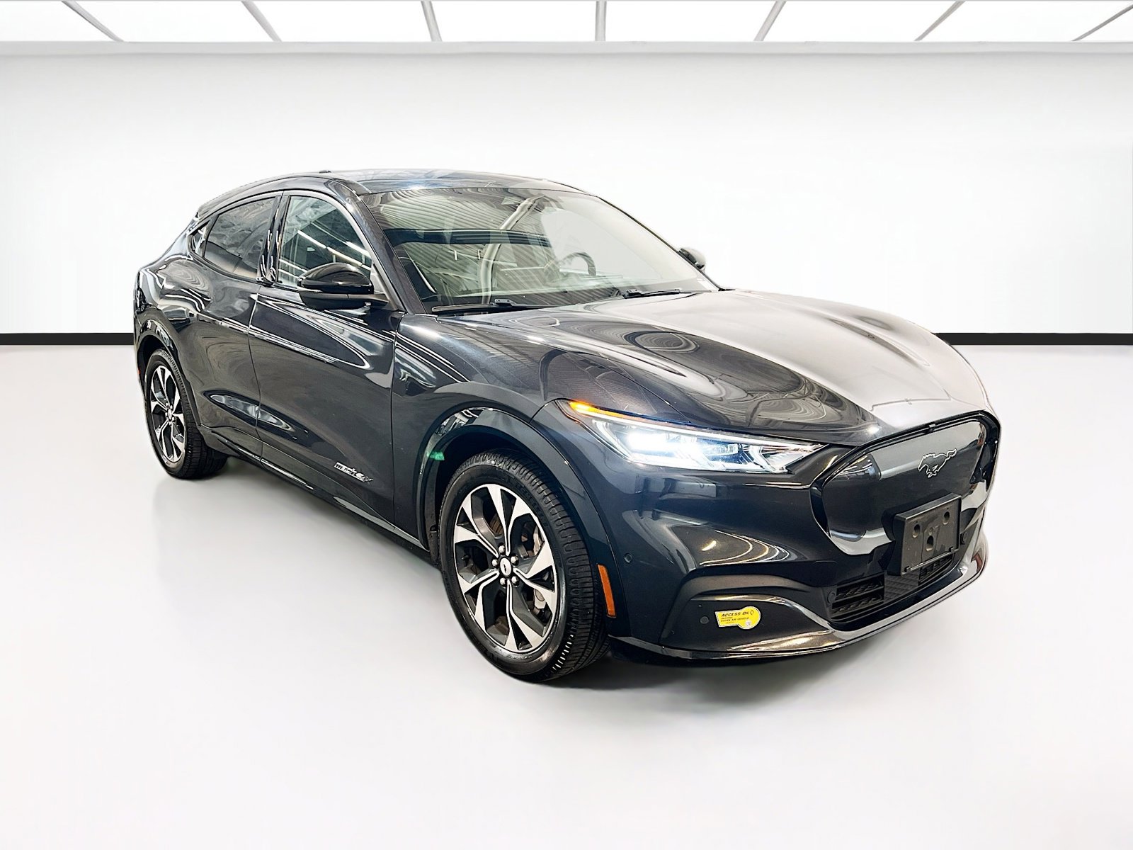 Used 2021 Ford Mustang Mach-E Premium AWD/4WD image 3